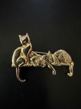 Vintage MFA Museum of Fine Arts Cat Egyptian Gold Tone Brooch